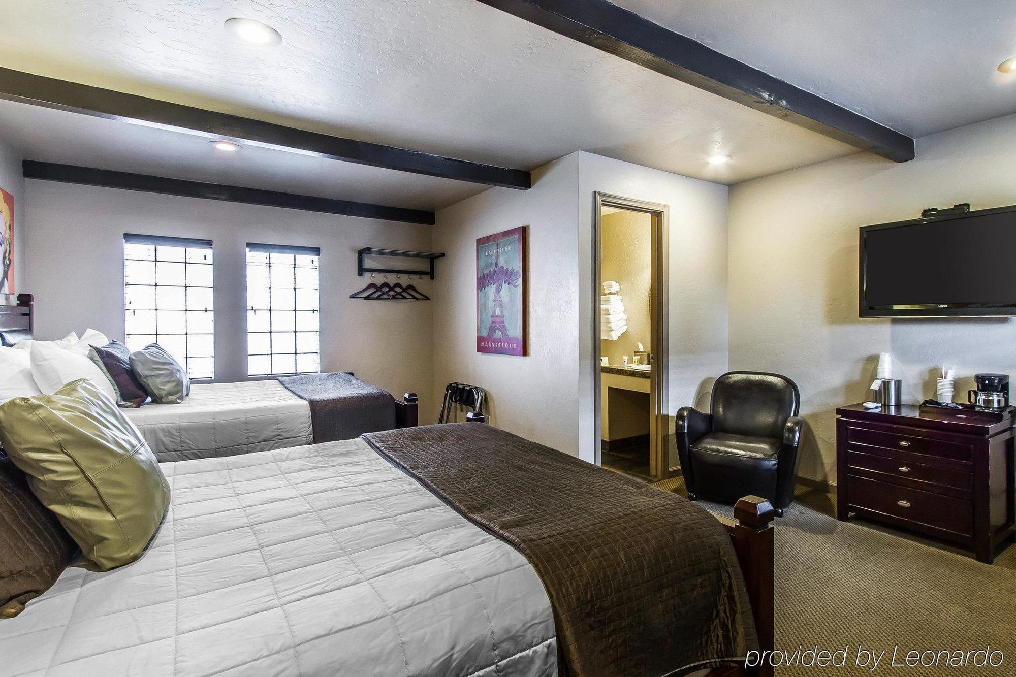 Rodeway Inn & Suites Williams Downtowner-Rte 66 ภายนอก รูปภาพ