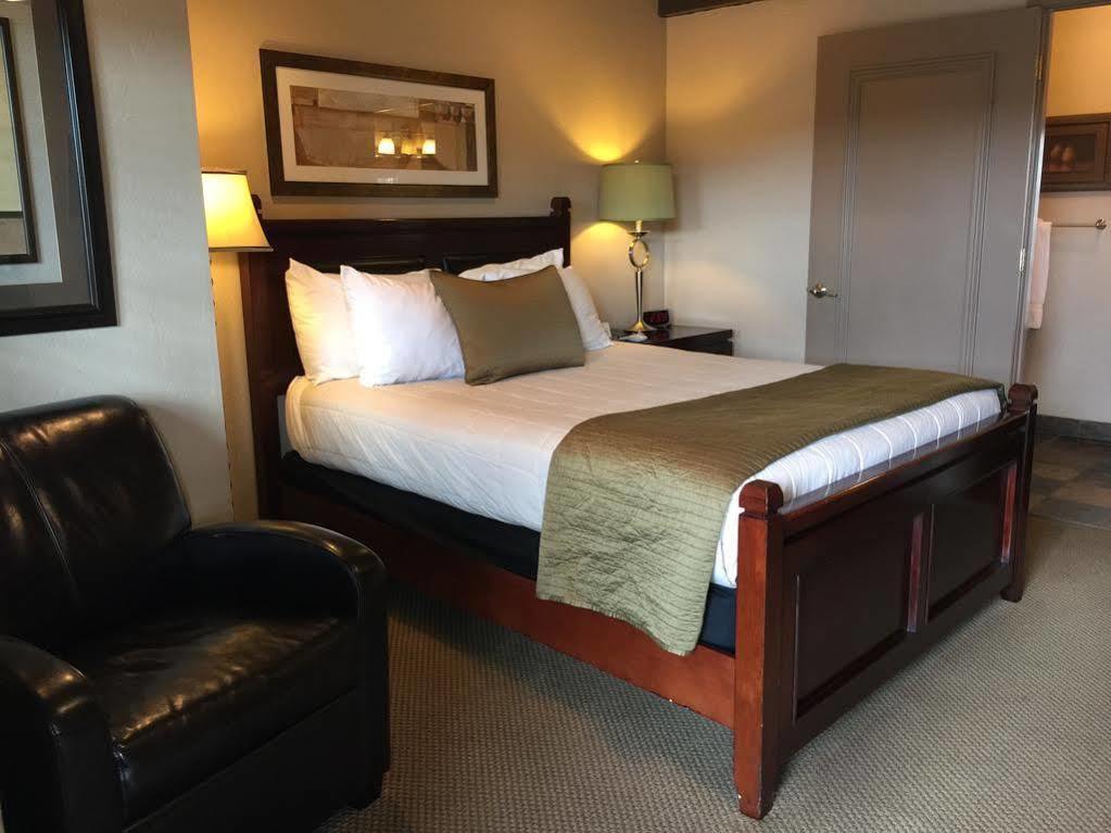 Rodeway Inn & Suites Williams Downtowner-Rte 66 ภายนอก รูปภาพ